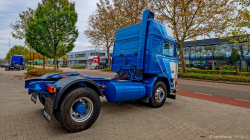 20251019-Tom-Holding-00255